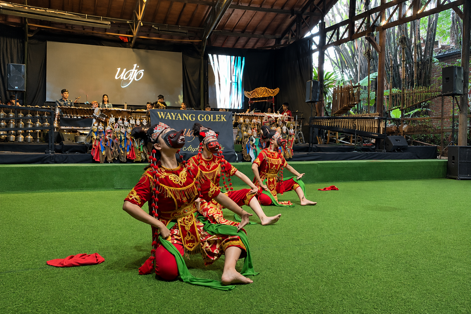 Orchestre traditionnel d'angklung sundanais